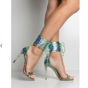 Meet your Posher, Aisha